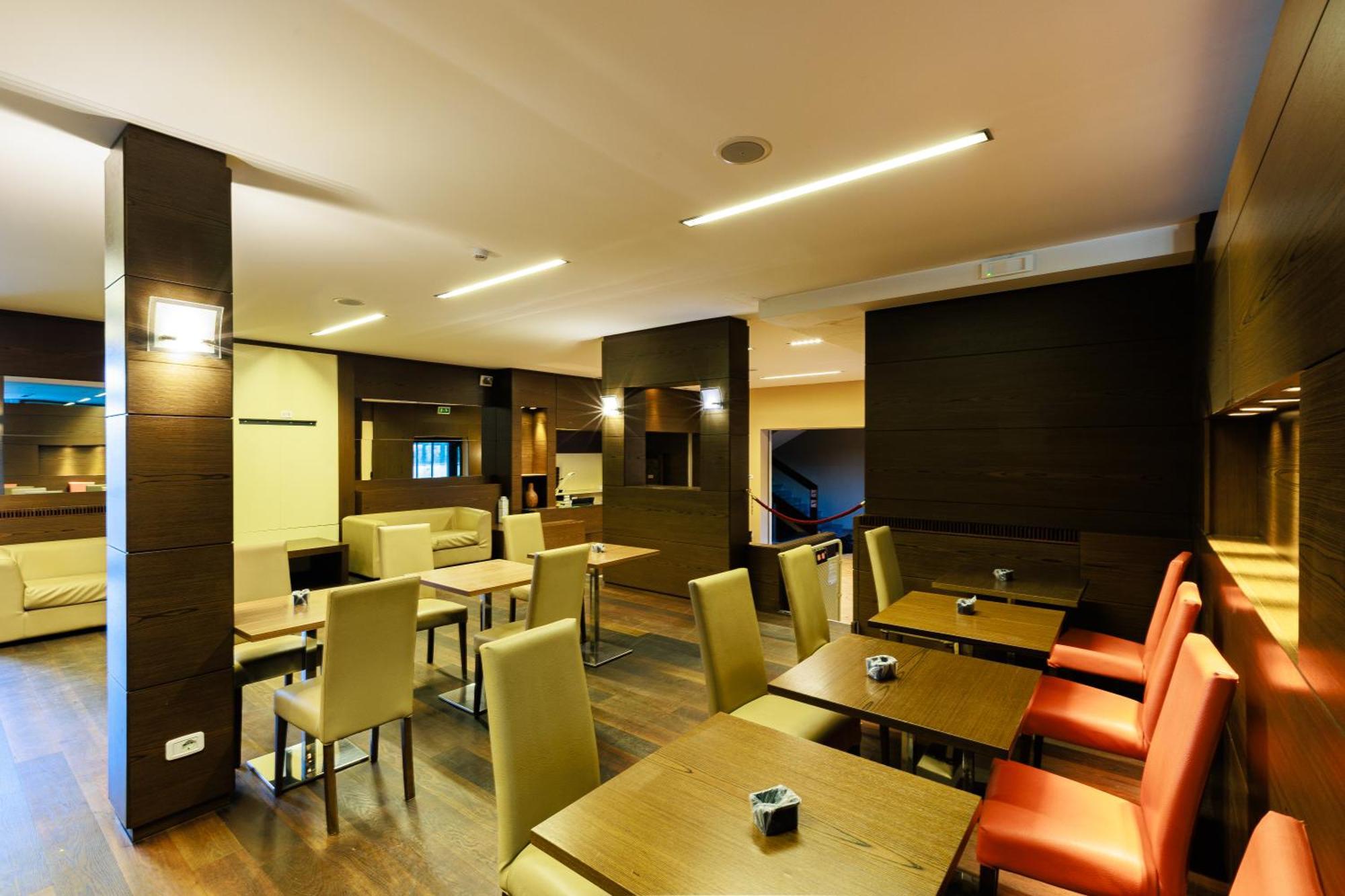Hotel Villa Delle Rose - Malpensa Oleggio Eksteriør billede