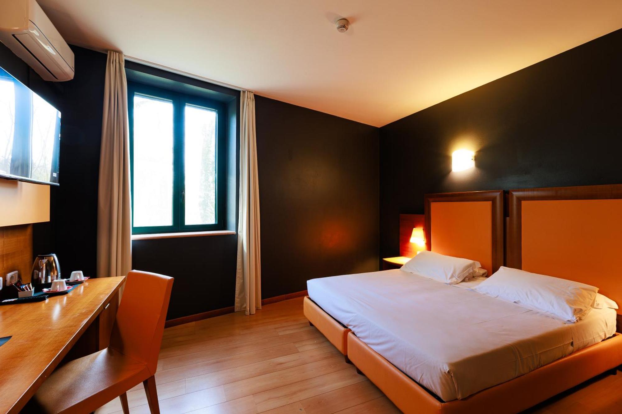 Hotel Villa Delle Rose - Malpensa Oleggio Eksteriør billede