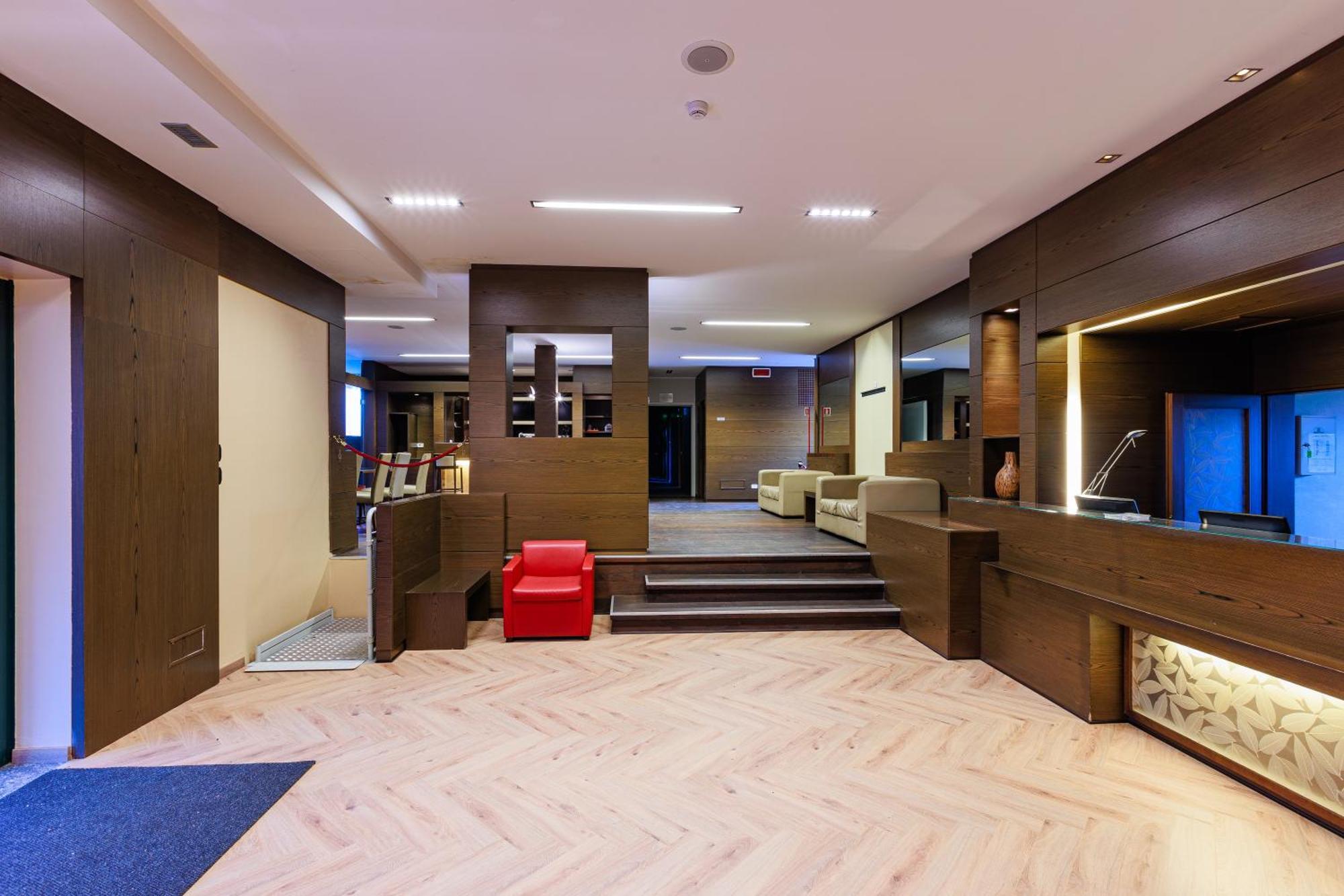 Hotel Villa Delle Rose - Malpensa Oleggio Eksteriør billede