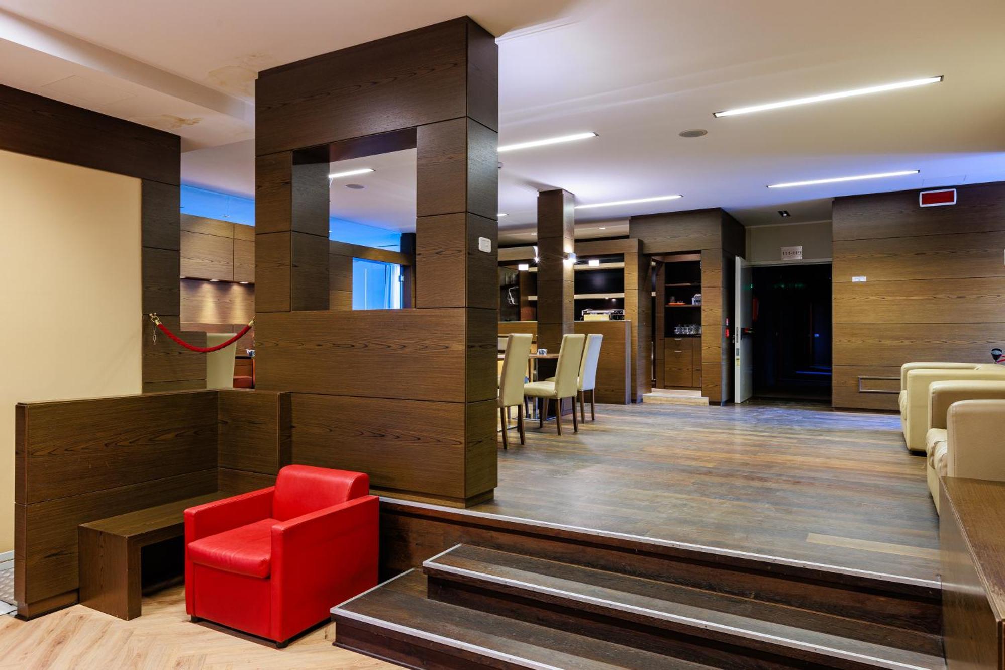 Hotel Villa Delle Rose - Malpensa Oleggio Eksteriør billede